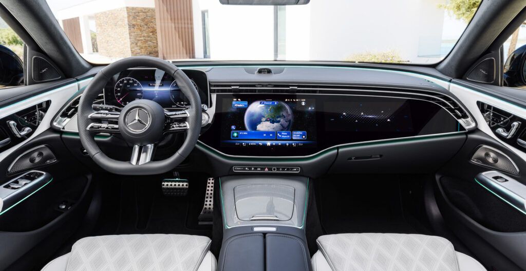Mercedes-Benz показав нове покоління універсалу E-Class