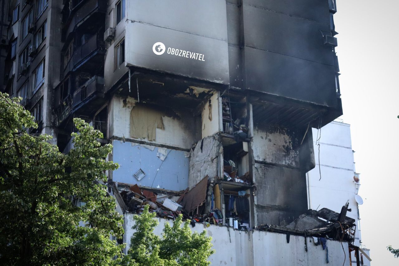 Взрыв газа в многоэтажке в Киеве: вещи из дома находили в нескольких сотнях метров. Фоторепортаж
