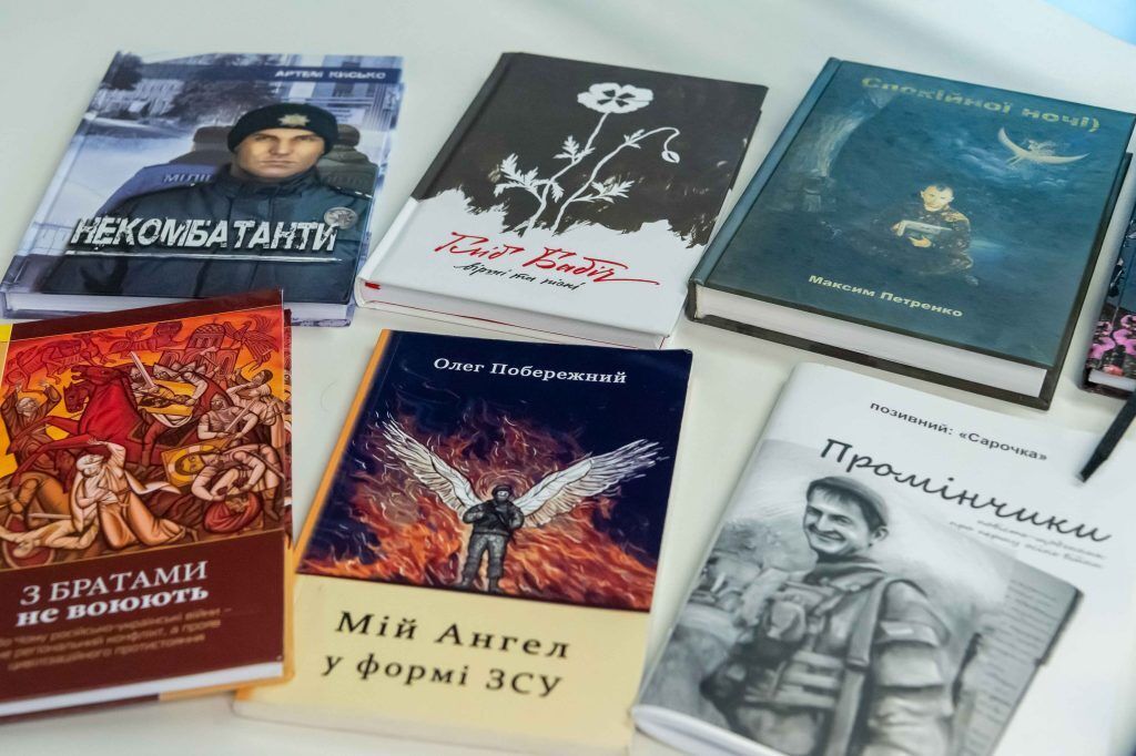Поет війни: Порошенко зворушив розповіддю про загиблого Гліба Бабіча