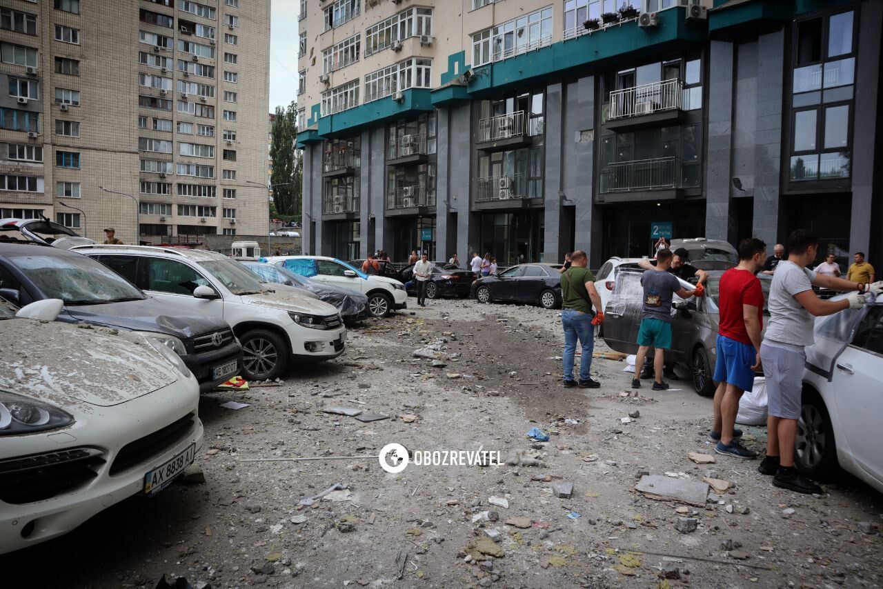 Под завалами в доме на Соломенке найдены тела еще двух погибших, – Кличко