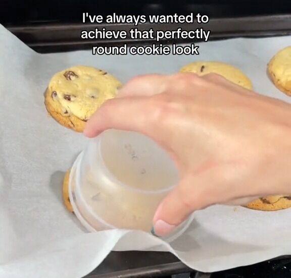 Як  приготувати вдома печиво ідеальної форми: простий лайфхак 