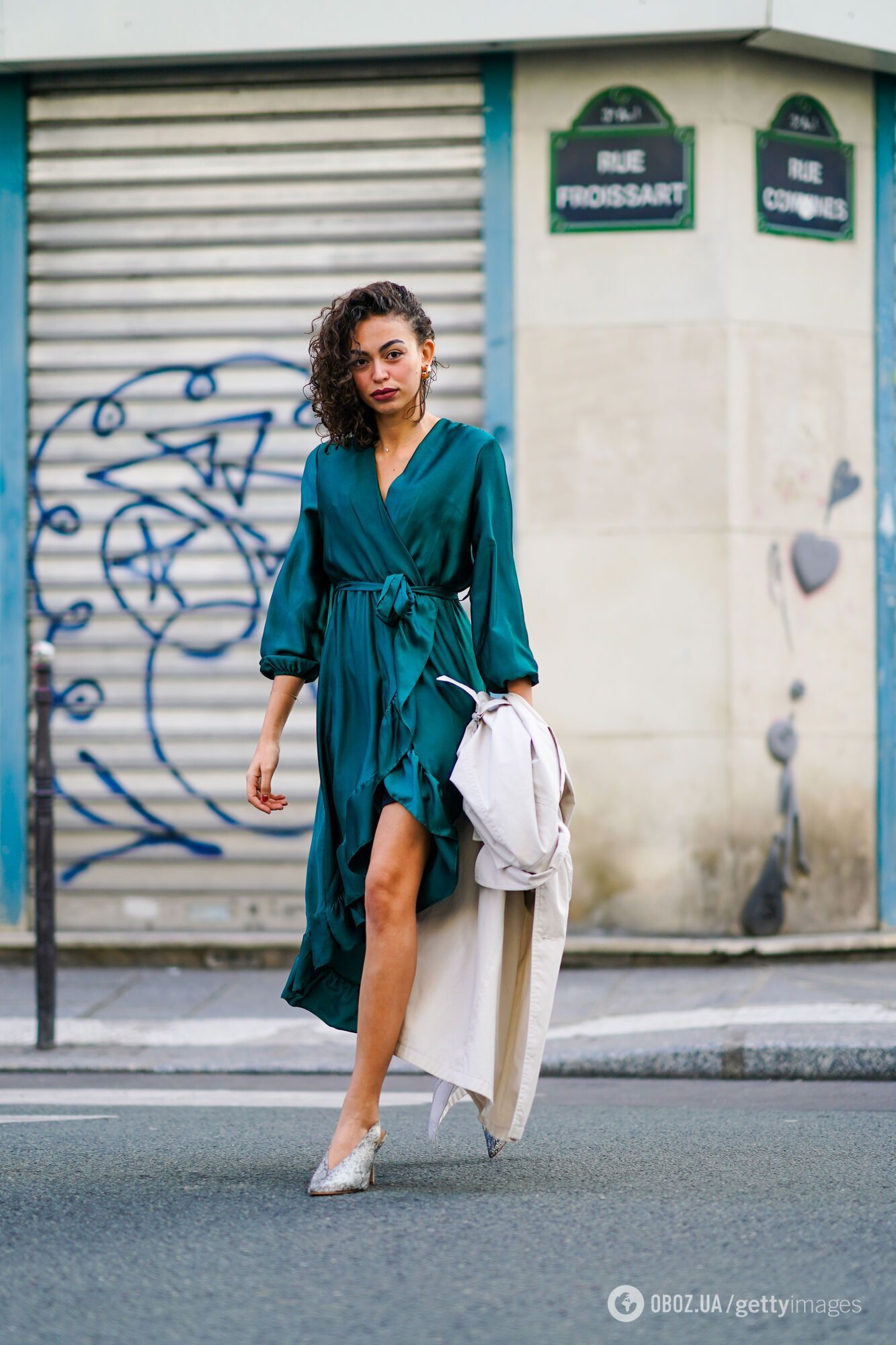 Никогда не выйдут из моды! Три "вечных" платья, которые придают образу элегантности. Фото