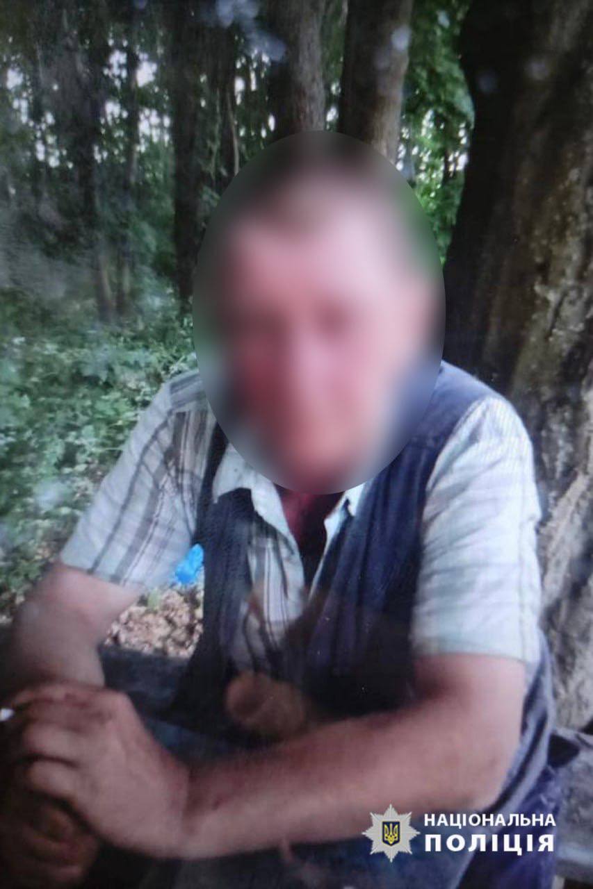 В Черкасской области будут судить мужчину, который осквернил могилу воина. Фото