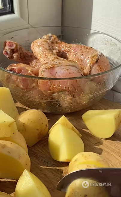 Соковиті гомілки з картоплею в духовці: ідеальна страва для обіду або вечері 