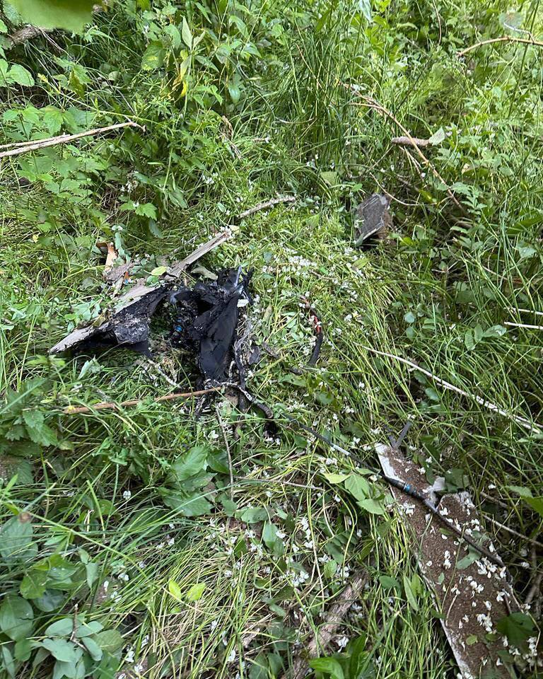 Пограничники показали дроны окупантов, которые сбили ночью над Сумщиной и Черниговщиной. Фото