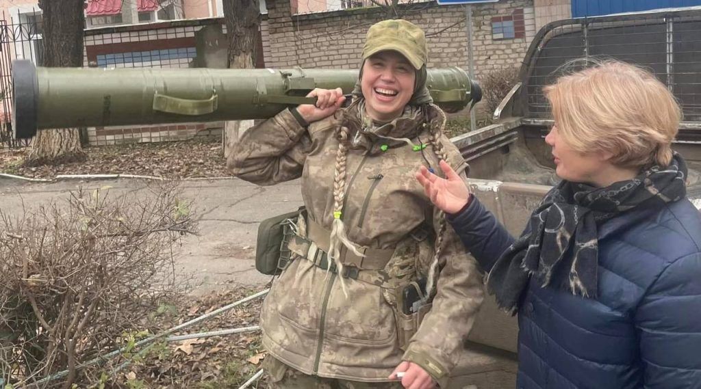 "Едва ли не единственная женщина – командир роты": в "Евросолидарности" поздравили с днем рождения настоящую героиню Татьяну Черновол