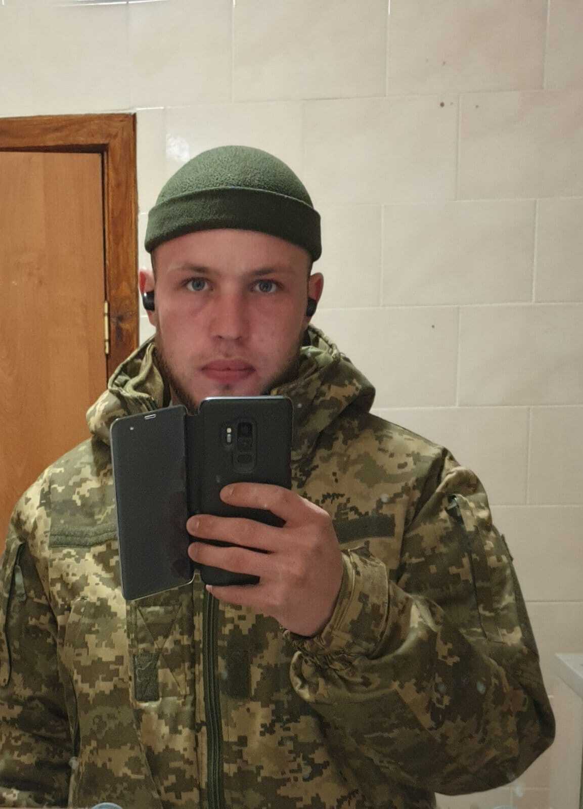 Йому навіки 21: у боях за Україну загинув молодий захисник з Одещини. Фото