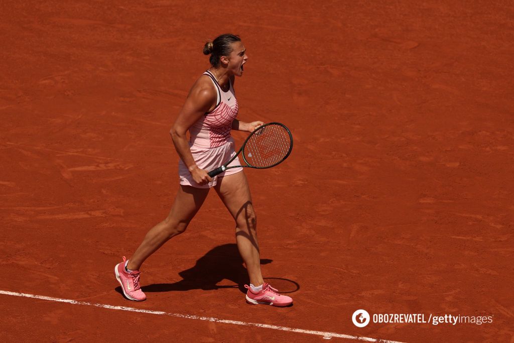 Світоліна програла 1-й ракетці Білорусі на Roland Garros. Українку освистали після провокації суперниці з рукостисканням