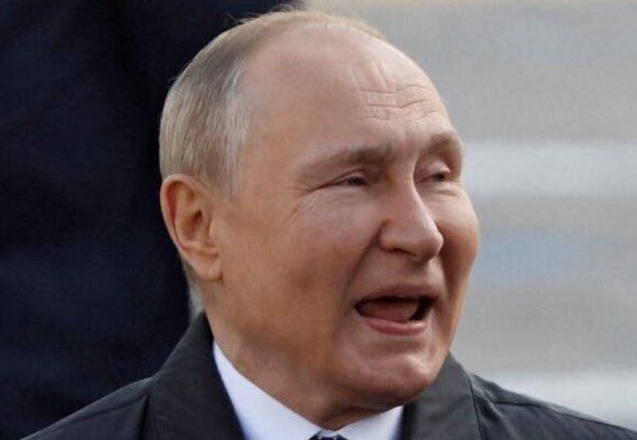 "Иди страну со дна вытаскивай". Путин стал посмешищем в России после высказывания о легионерах