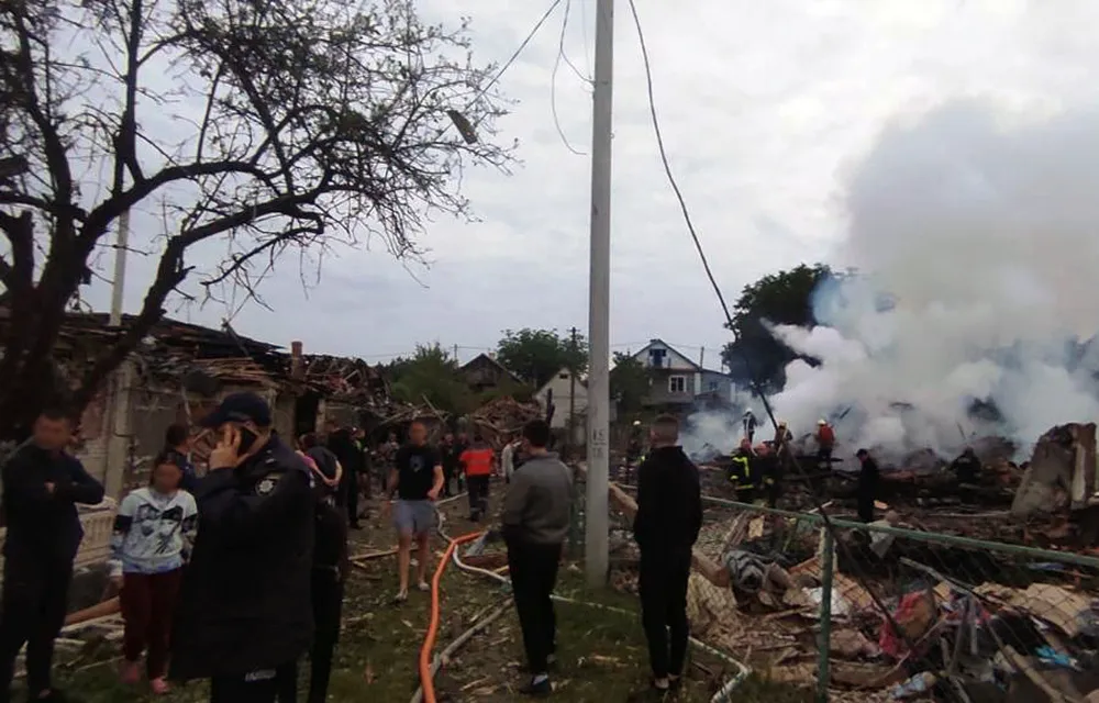 Оккупанты нанесли удар по жилому массиву на Житомирщине: есть погибший и раненые. Фото