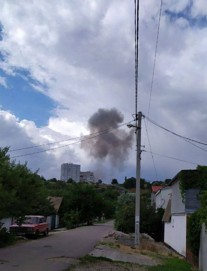 На оккупированном юге горячо: взрывы в Бердянске, Скадовске и Токмаке. Фото