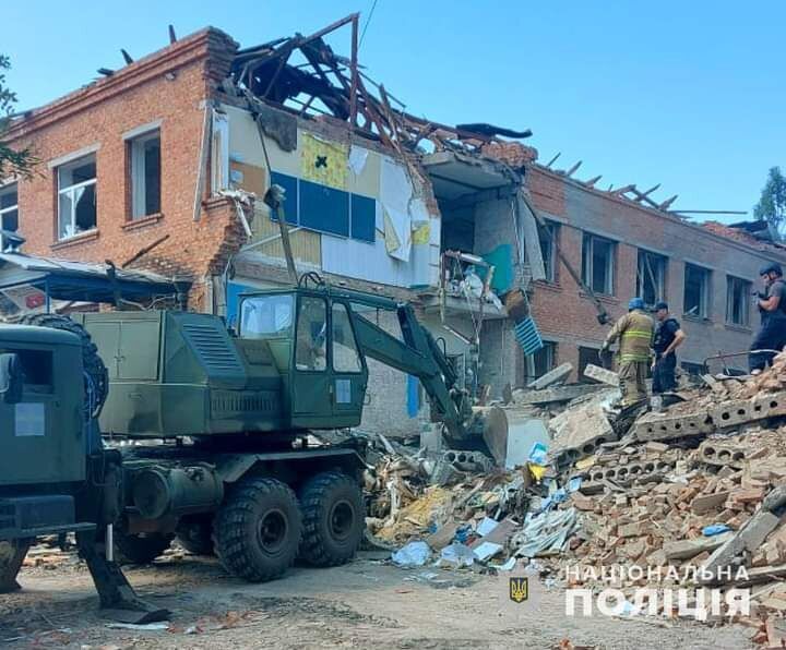 Оккупанты нанесли еще один удар по Орехову во время спасательной операции: появились подробности. Фото