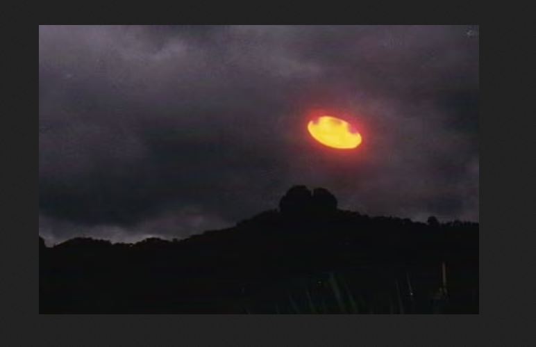 НЛО действительно существует? Шесть легендарных фото, которые могут вас убедить в этом