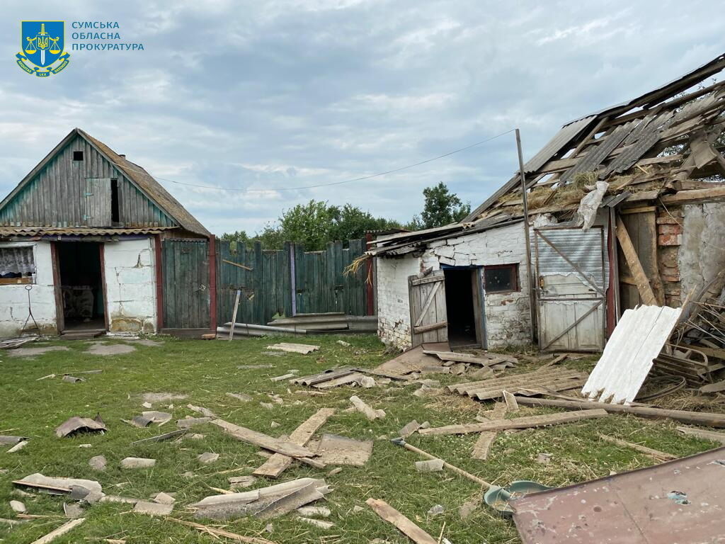 Окупанти знову вдарили по прикордонню Сумщини: є жертва. Фото