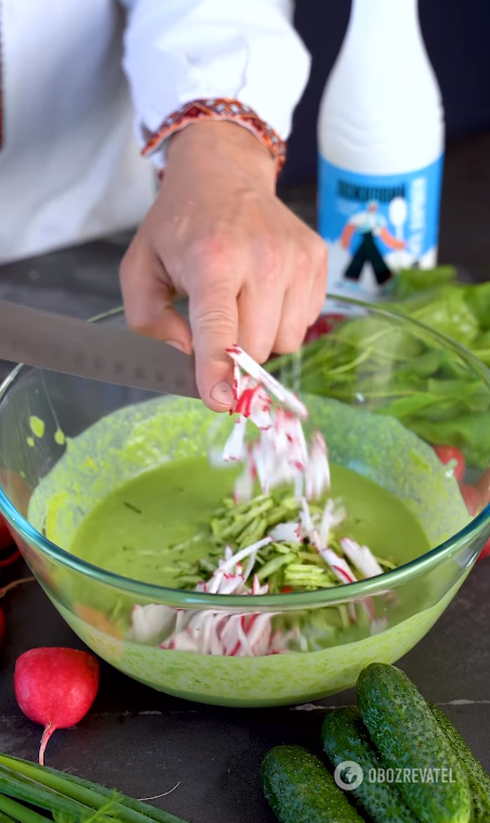 Из чего приготовить вкусный зеленый холодник: рецепт от шеф-повара