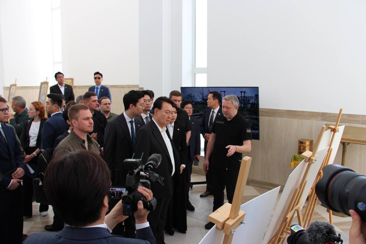Президент Южной Кореи прибыл в Украину и встретился с Зеленским: ключевые темы переговоров. Фото и видео