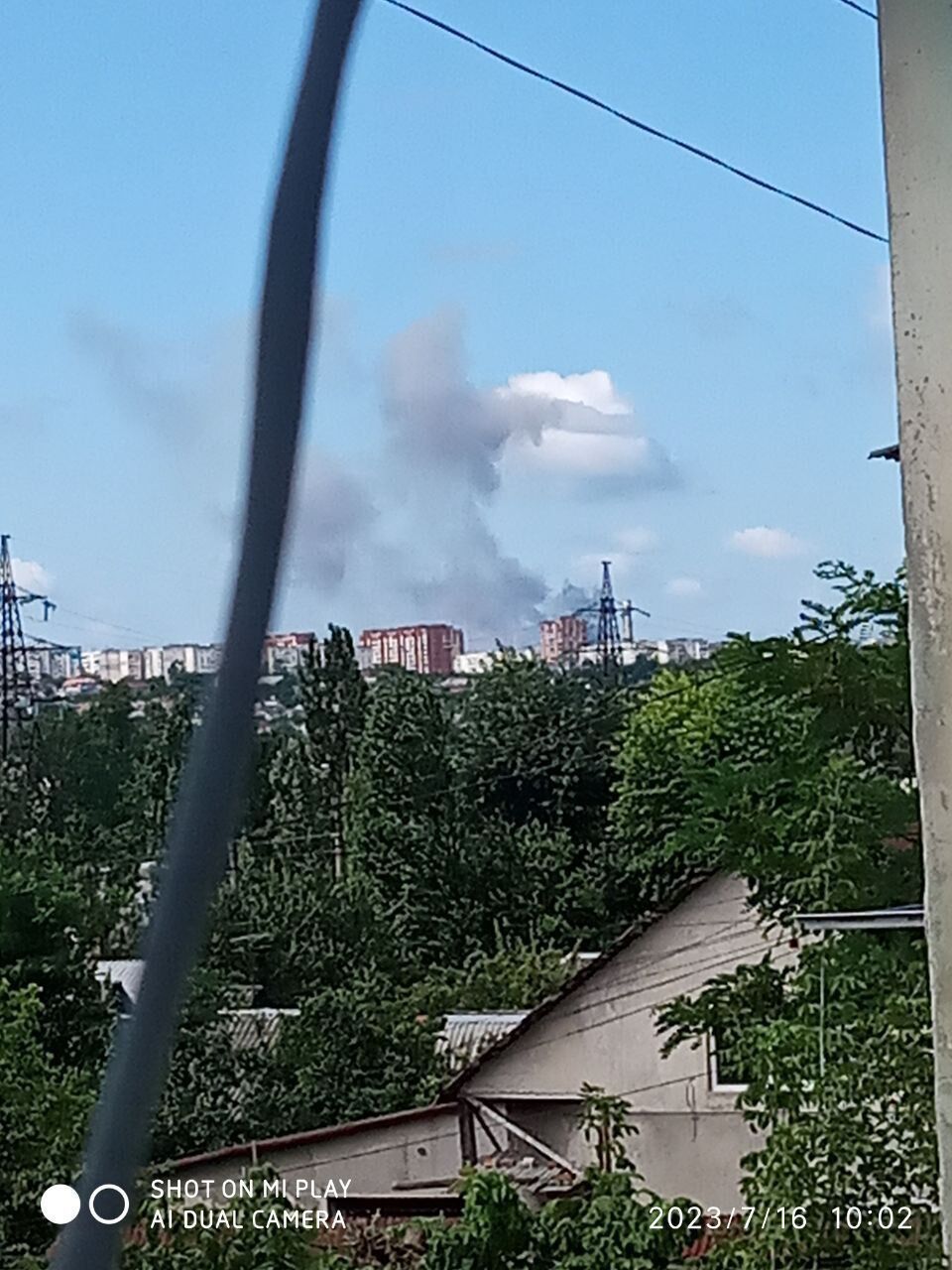 На оккупированной Луганщине поражен склад ракетного вооружения РФ: была слышна детонация