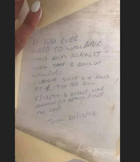 В Австралии женщина нашла под обоями записку от предыдущего владельца жилья: почему это вызвало восторг в сети