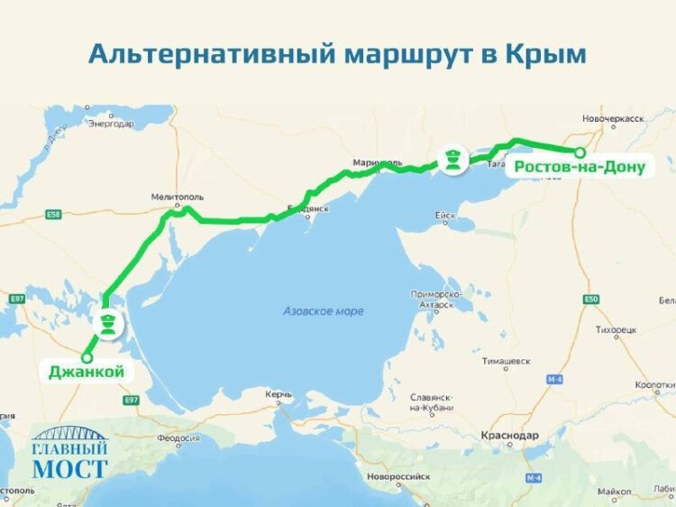 Росіяни терміново втікають із Криму, на переправі величезні черги: що відбувається на півострові після підриву мосту