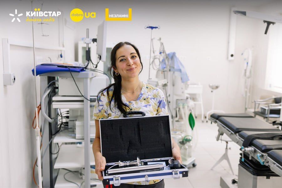 Центр "Несокрушимые" во Львове получил первое оборудование в рамках благотворительного взноса "Киевстара" для помощи детям с ожогами