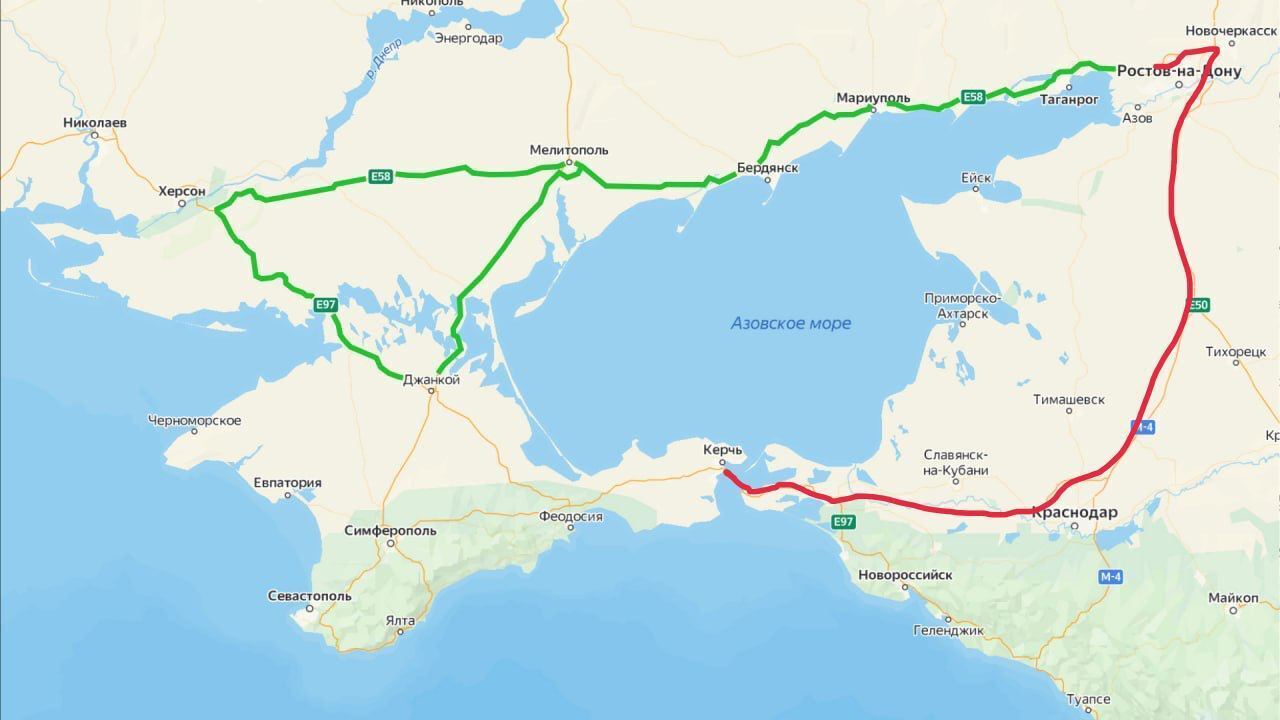 Надводные дроны атаковали Крымский мост, обрушился один из пролетов: хронология событий (обновляется)