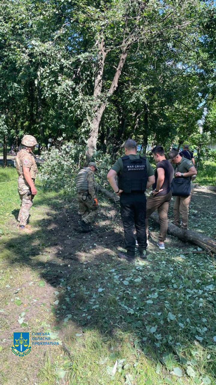 Окупанти вдарили по Білопіллю на Сумщині: є загиблі  і поранені