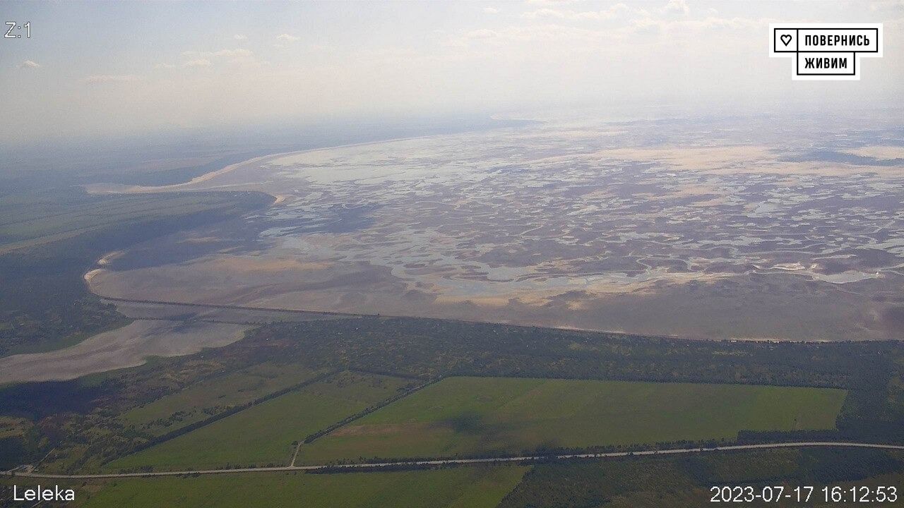 Місцевість перетворилася на пустку: який вигляд має Каховське водосховище після теракту окупантів. Фото з висоти 