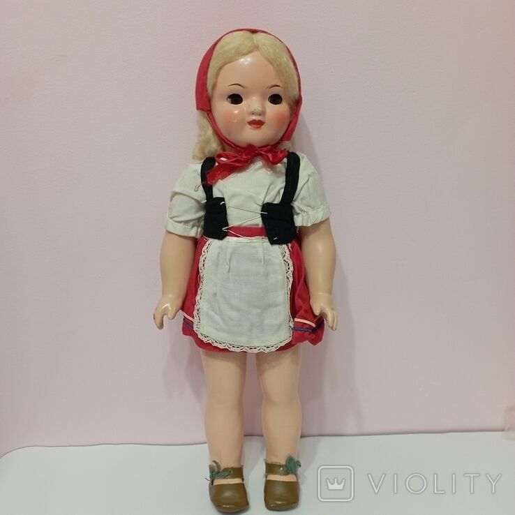 Куклу 1950-х годов продают за 65 000 грн
