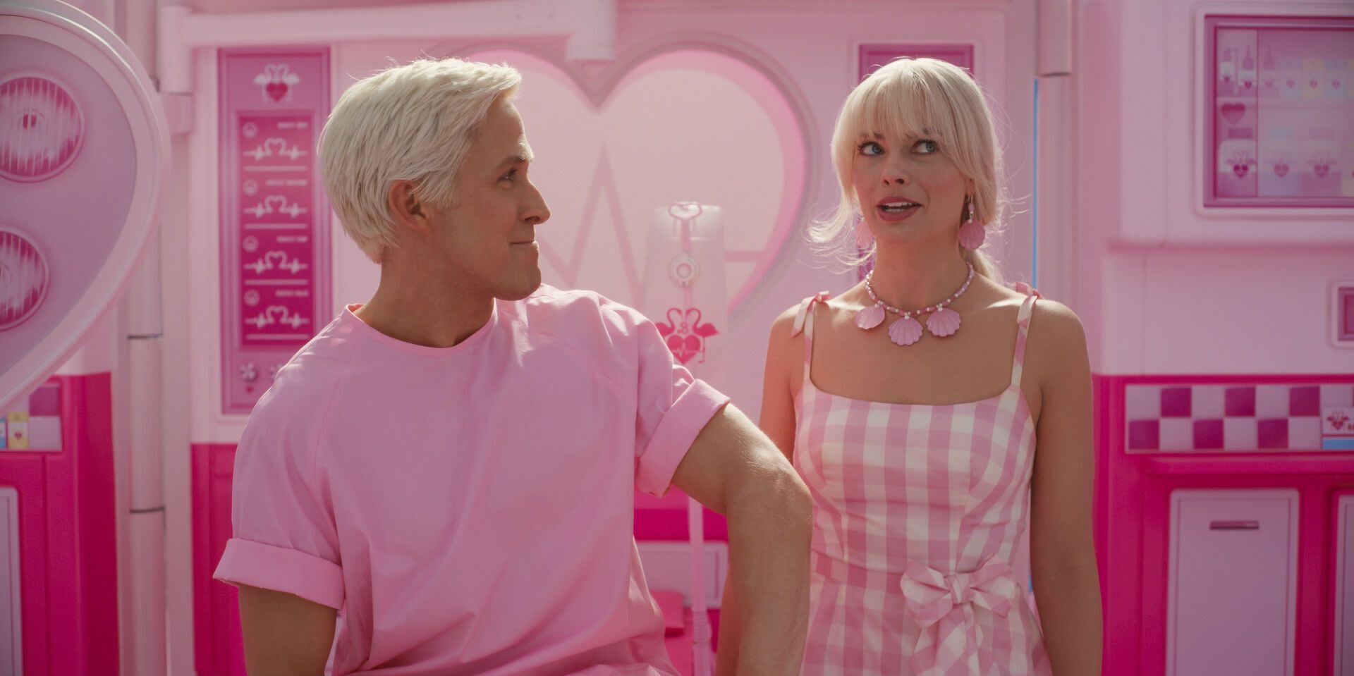 Как приготовить трендовую пасту ''Барби'': всех поражает яркий розовый цвет