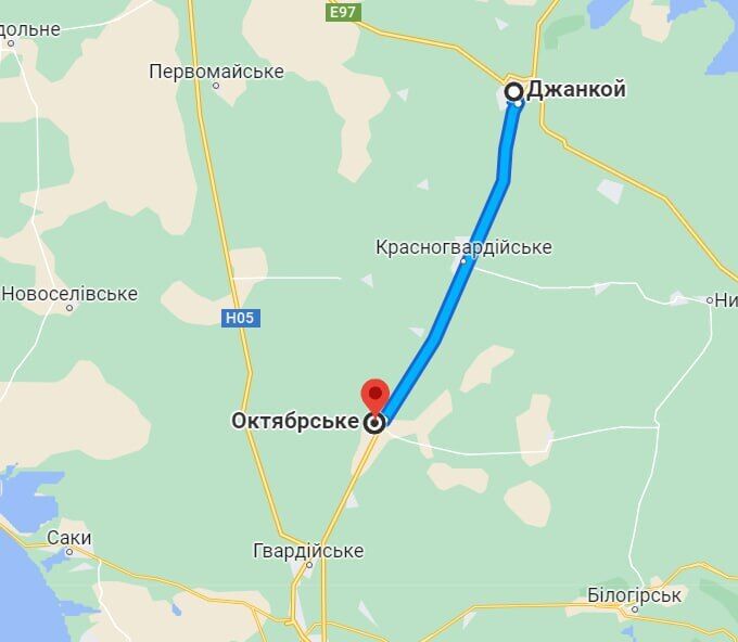 Поруч один із найбільших аеродромів Чорноморського флоту РФ: де пролунали вибухи у Криму. Карта