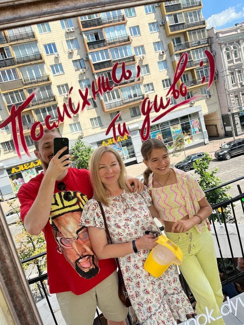 "Закривала Марійці очі, бо скрізь лежали трупи": мама чемпіона Європи вирвалася з Маріуполя під прицілом снайперів