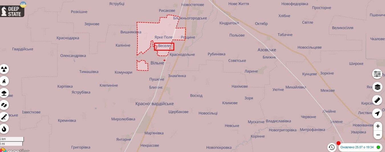Видно сліди пожежі: з'явилися супутникові фото наслідків вибуху на аеродромі у селищі Веселе в Криму