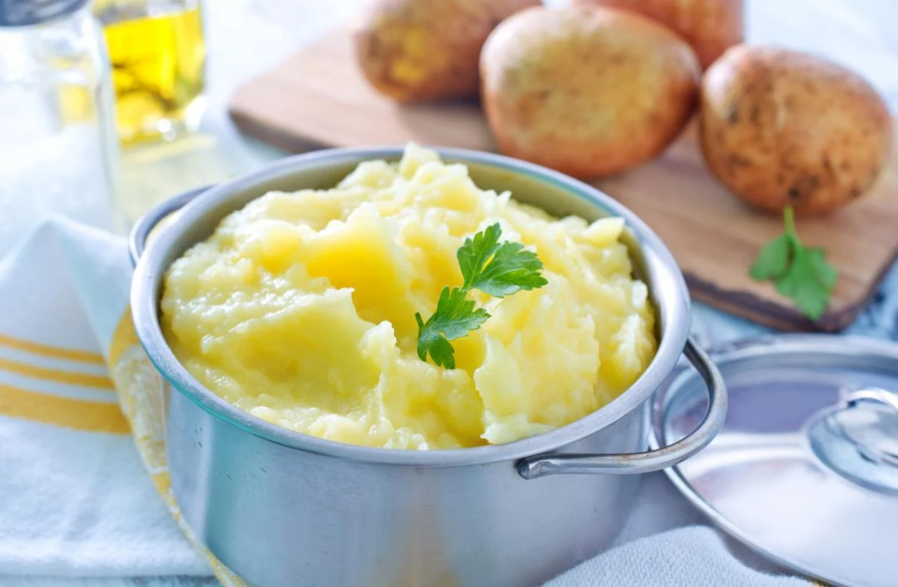 Як приготувати ніжне картопляне пюре без грудочок