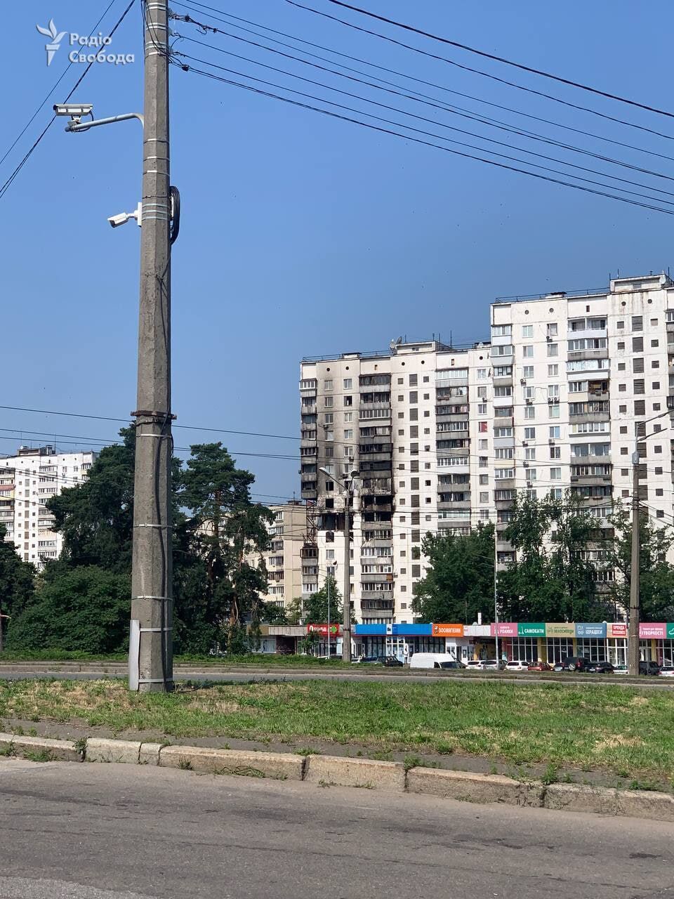 В Киеве начали укреплять стены многоэтажки, где взорвался газ. Фото