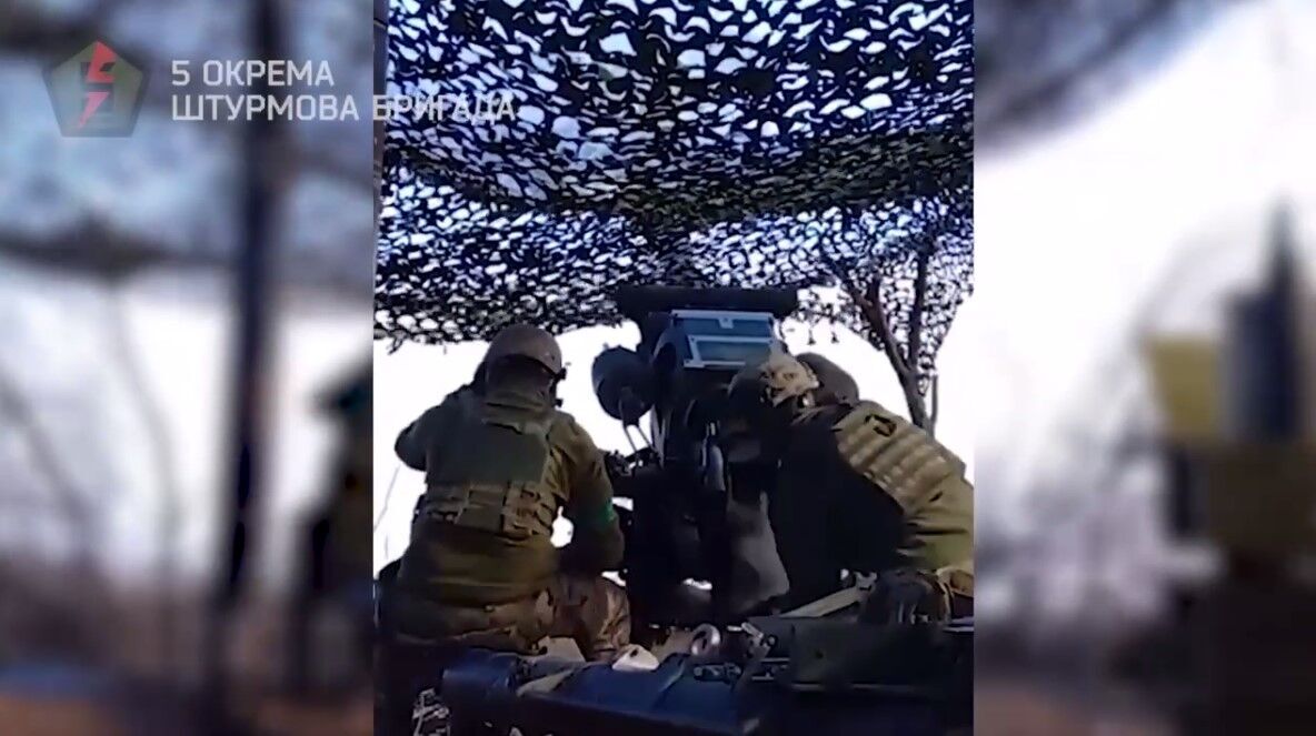 Украинская артиллерия эффективно бьет по оккупантам под Бахмутом из иностранного вооружения: видео