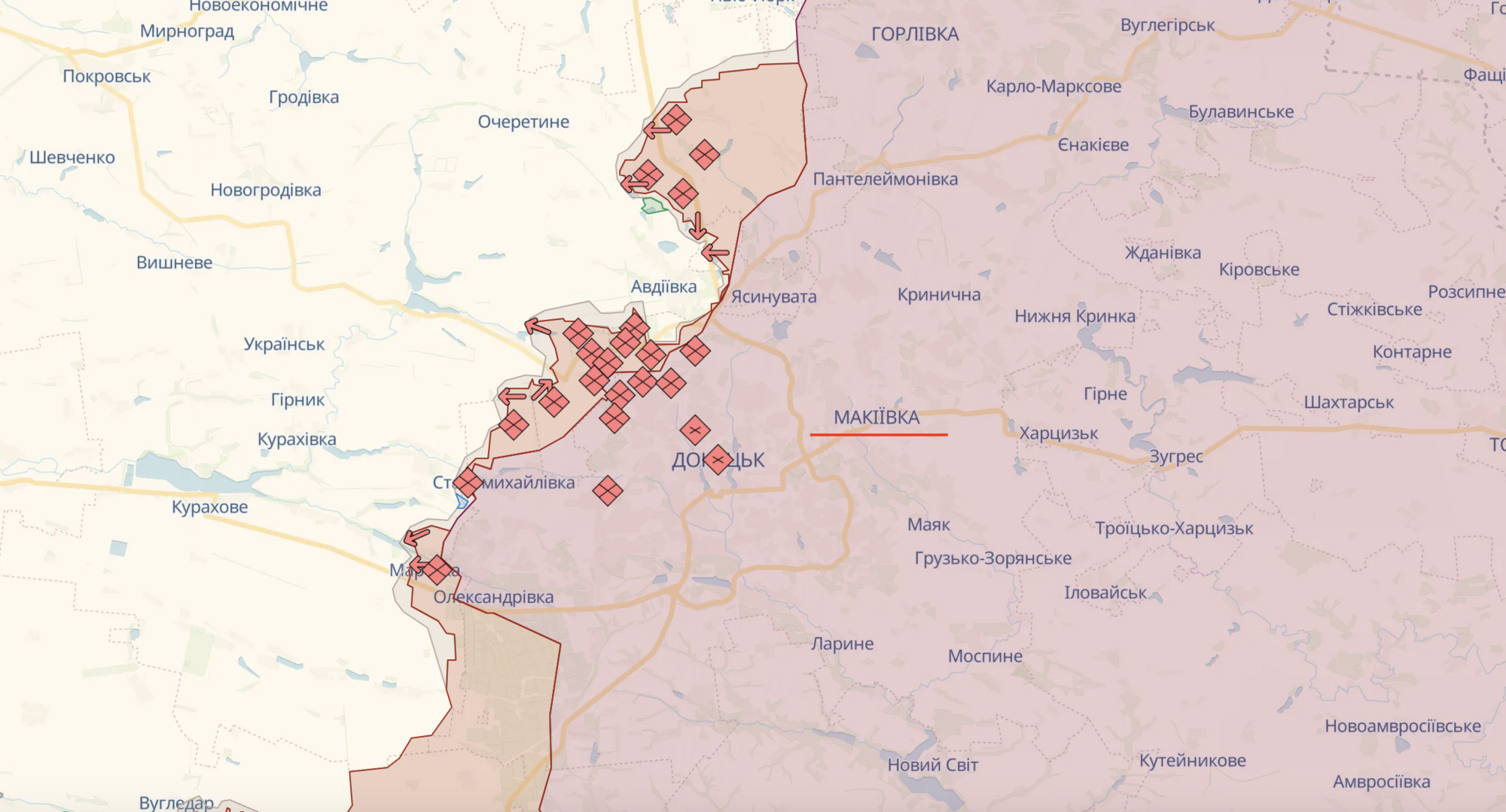 В окупованій Макіївці вибухи: горить великий склад із боєприпасами. Ефектне відео