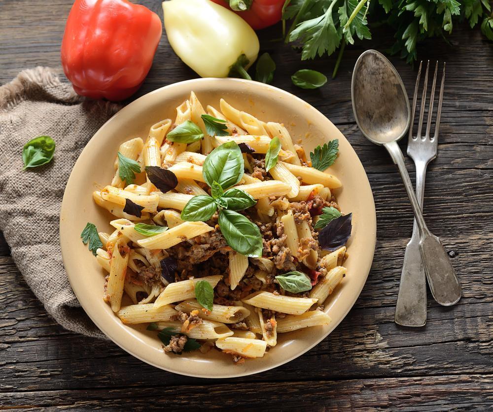 Макарони з фаршем