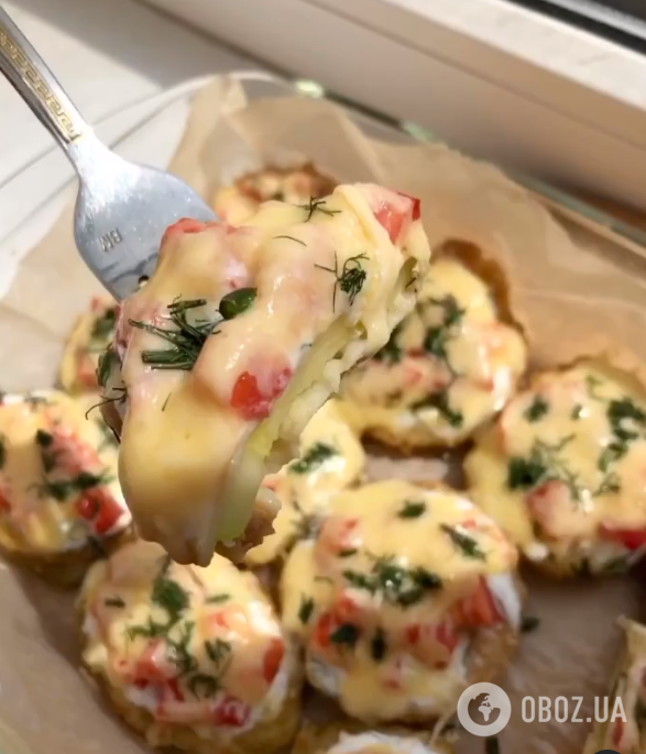 Как вкусно запечь нежирные кабачки в духовке: с помидорами и сыром
