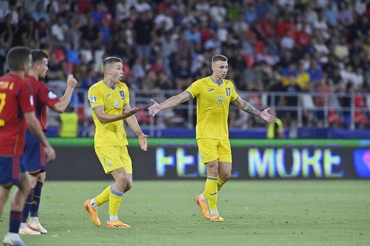 "Нас закрыли в каком-то ангаре": Ротань выразил возмущение после 1:5 от Испании в полуфинале Евро-2023