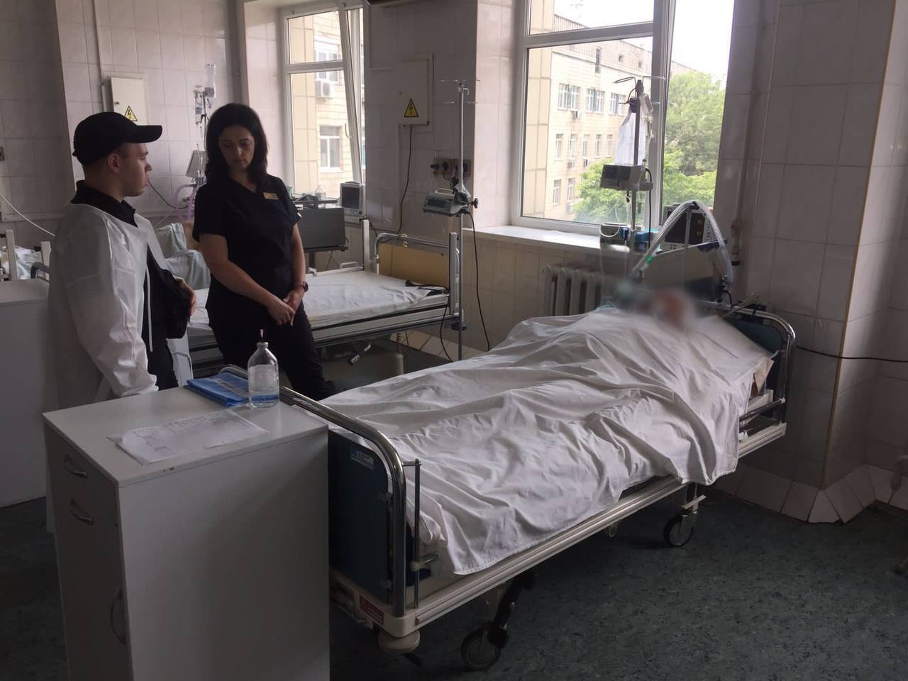 На Київщині чоловік через зауваження завдав смертельних травм багатодітному батьку. Фото