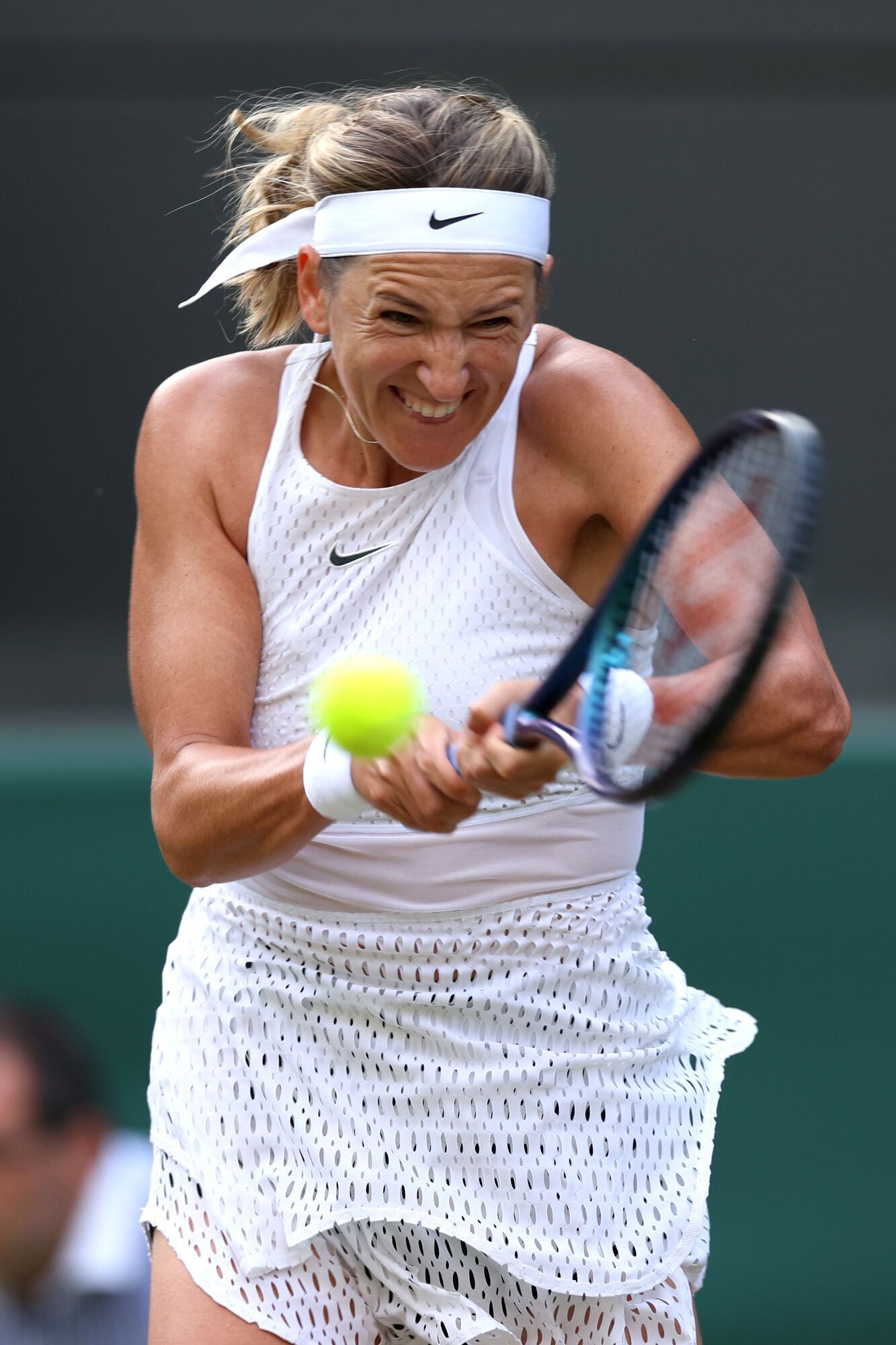 Свитолина впервые в карьере победила Азаренко и вышла в 1/4 финала Wimbledon