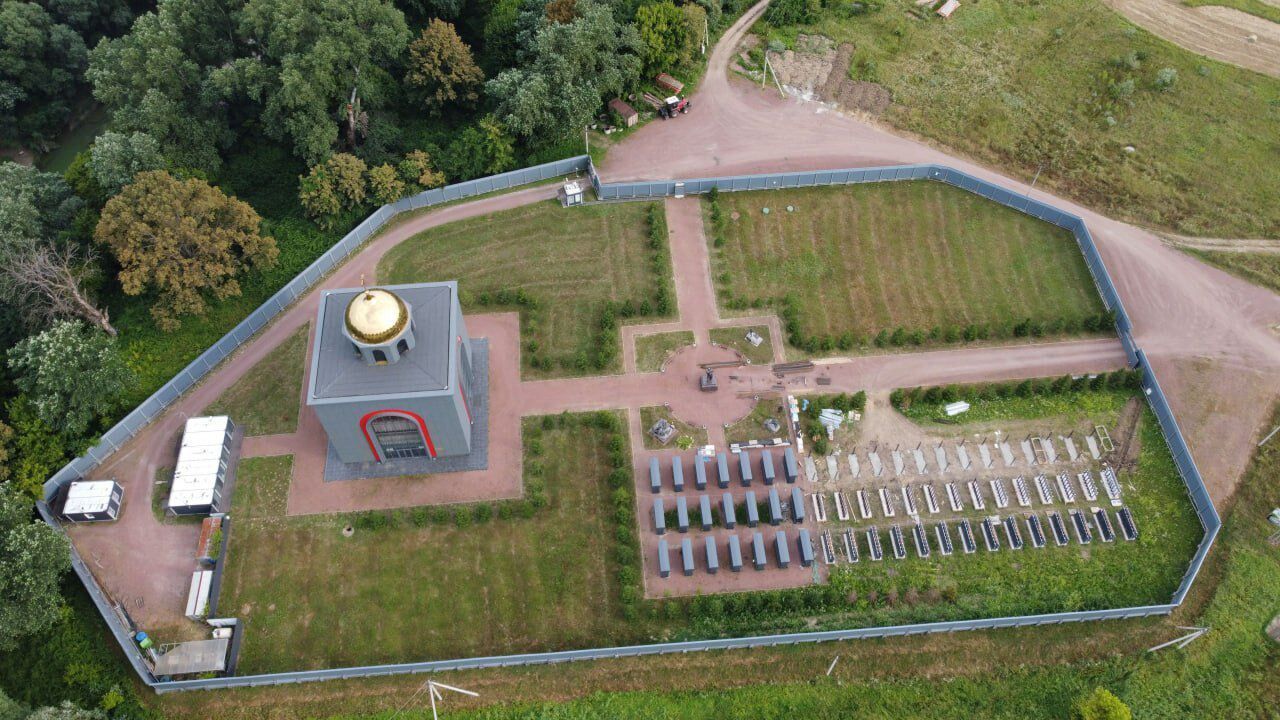 Сотні могил за сім місяців: у мережі опублікували супутникові фото кладовища "вагнерівців" у Росії