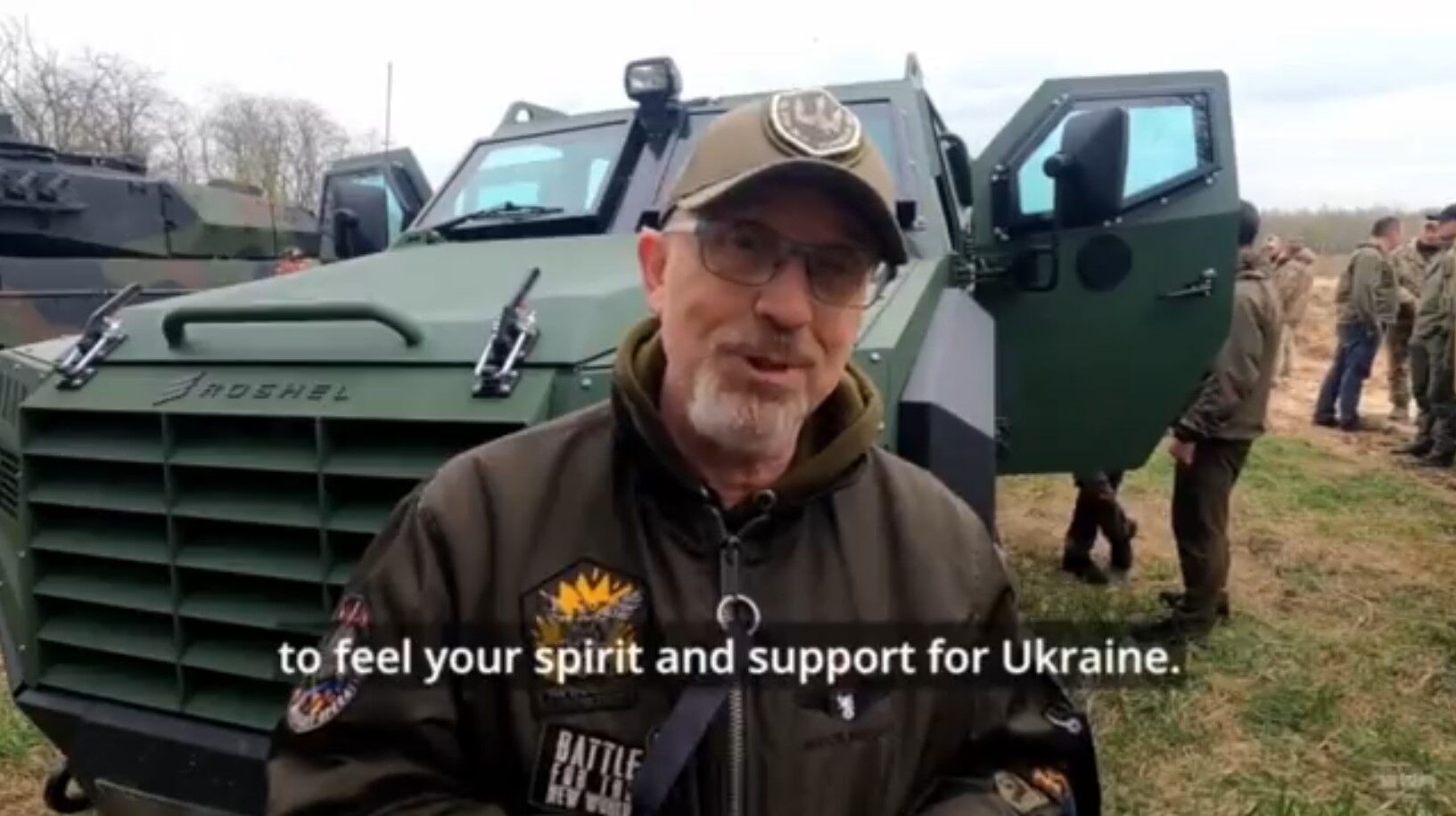 Швидкі й маневрені: Резніков показав бронемашини Senator, які Україні передала Канада. Відео 