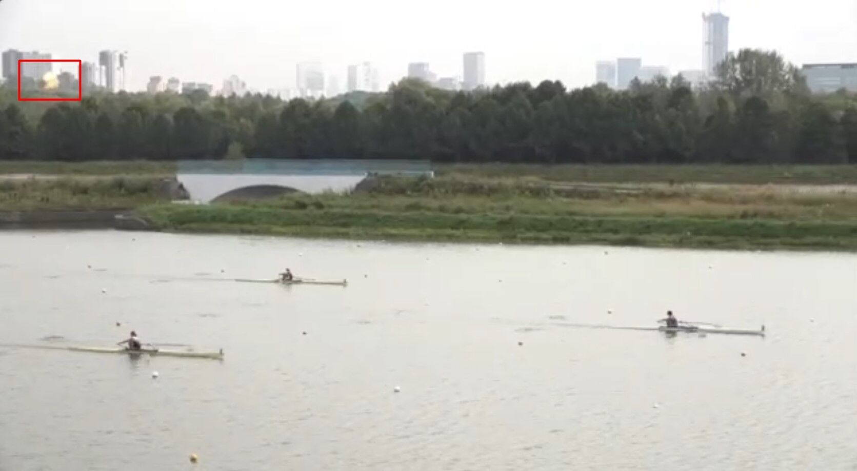 Вибух у Москві потрапив на трансляцію чемпіонату веслярів: у мережі хвиля жартів