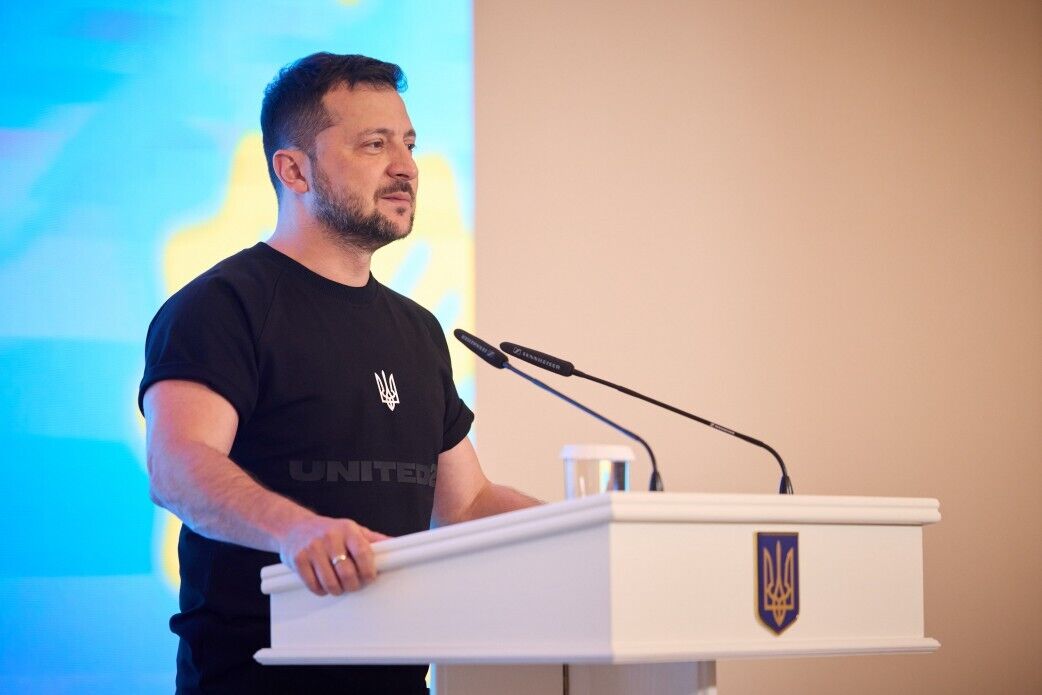 "Важливі зусилля кожного": Зеленський узяв участь у Всеукраїнському молодіжному форумі. Фото і відео