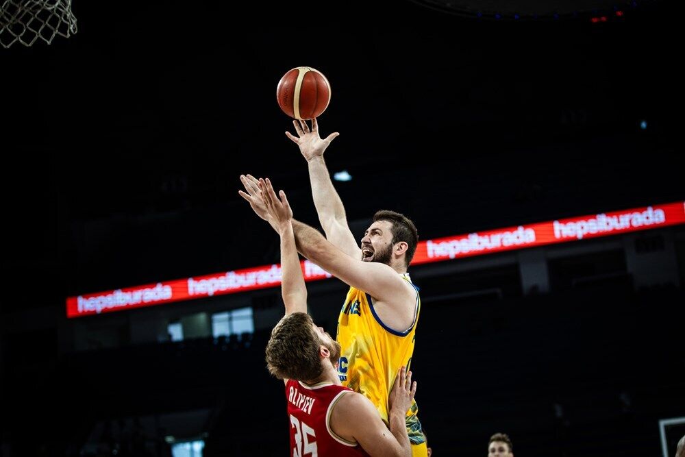Украина драматичной победой стартовала в отборе на баскетбольный турнир ОИ-2024