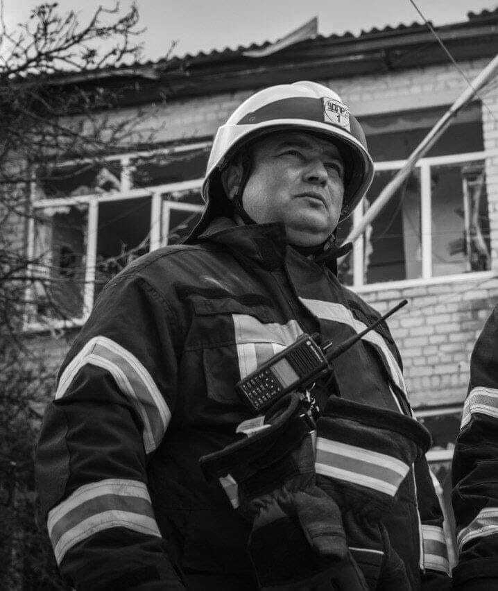 За нього боролися майже тиждень: у Дніпрі помер рятувальник Віталій Кінц, поранений під час обстрілу Покровська 