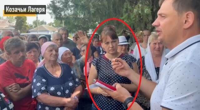 Колаборантка з Козачих Лагерів поскаржилася, що окупанти кинули її з "евакуацією": тепер боїться помсти від місцевих. Фото