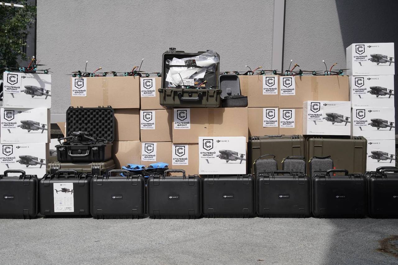 "Стальной фронт" передал разведчикам партию из 250 дронов на сумму 10 миллионов гривен