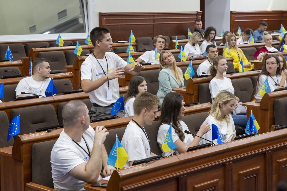 Кличко відзначив талановиту молодь столиці премією київського міського голови